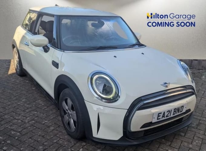 2025 Mini Hatch