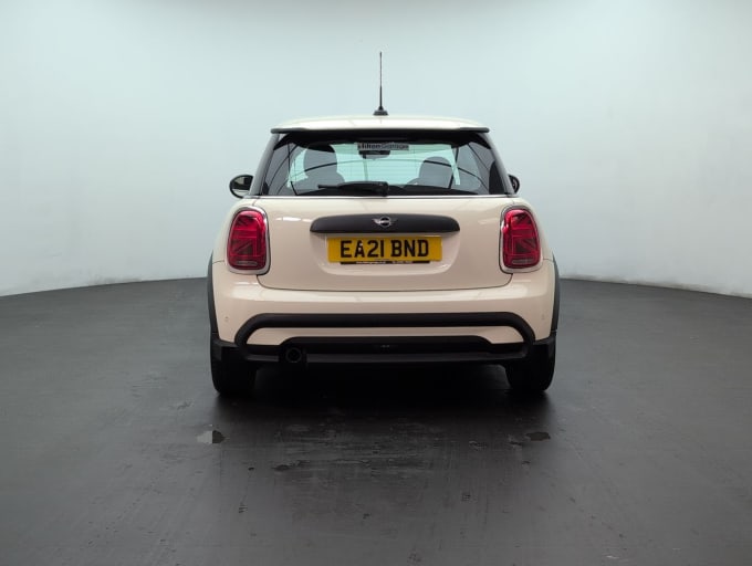 2025 Mini Hatch