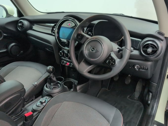 2025 Mini Hatch