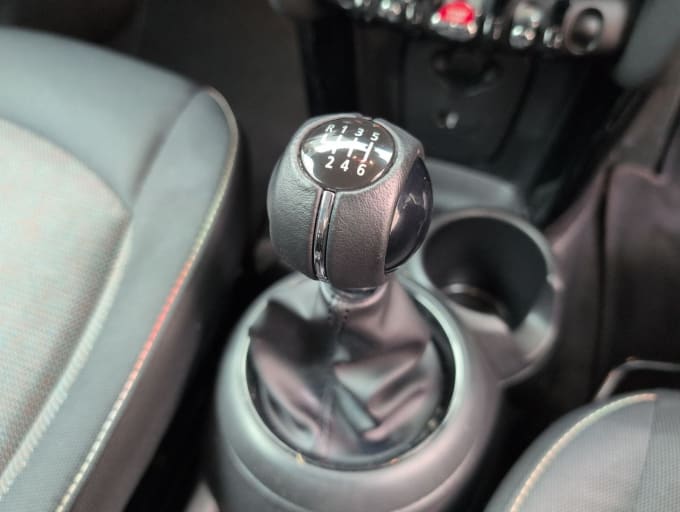 2025 Mini Hatch