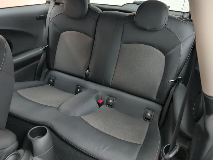 2025 Mini Hatch