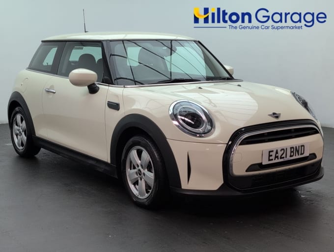 2025 Mini Hatch