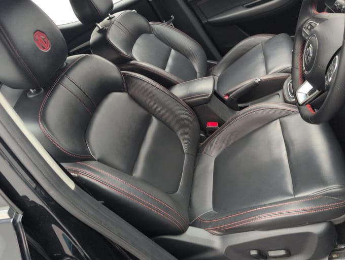 2025 Mg Mg Zs