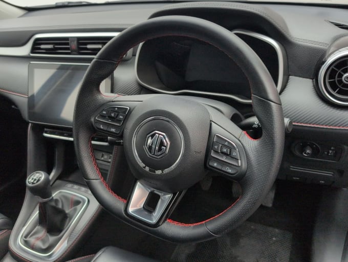 2025 Mg Mg Zs