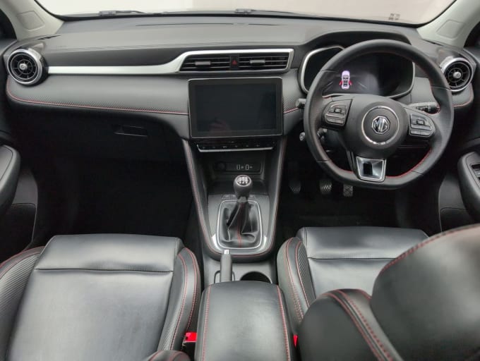 2025 Mg Mg Zs