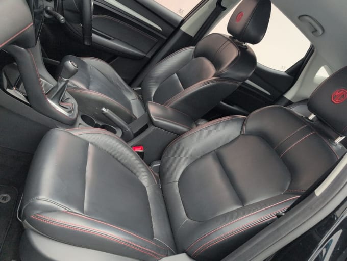 2025 Mg Mg Zs