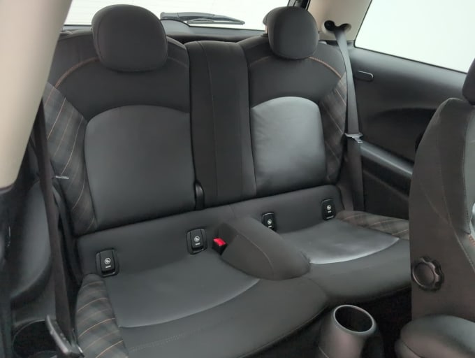 2025 Mini Hatch