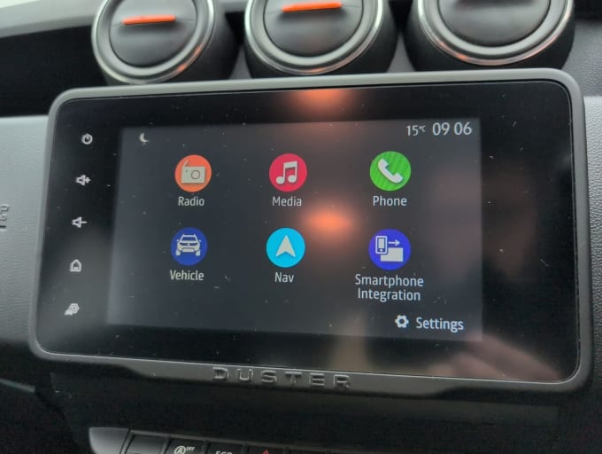 2025 Dacia Duster