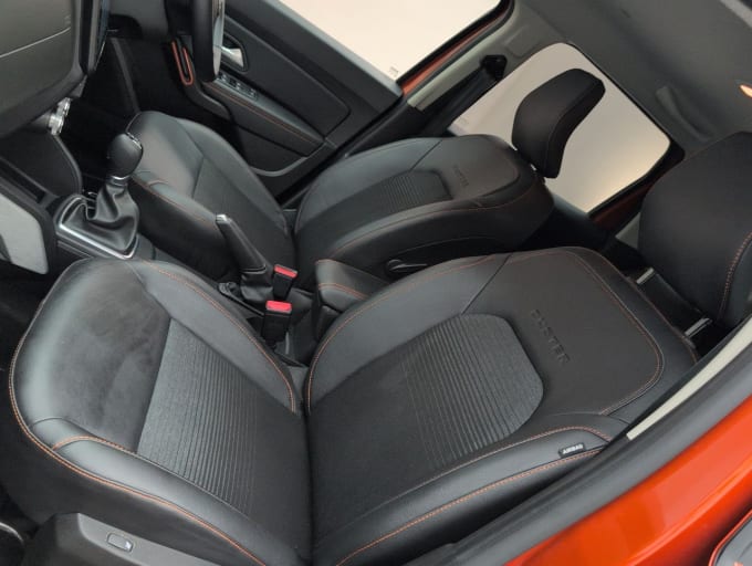2025 Dacia Duster