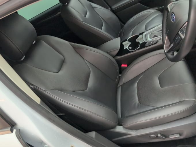 2025 Ford Mondeo