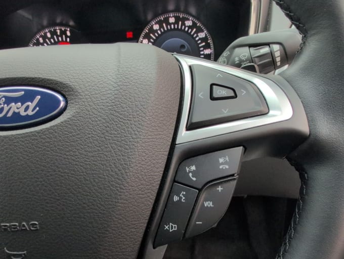 2025 Ford Mondeo