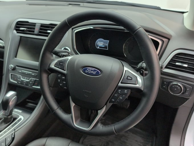 2025 Ford Mondeo