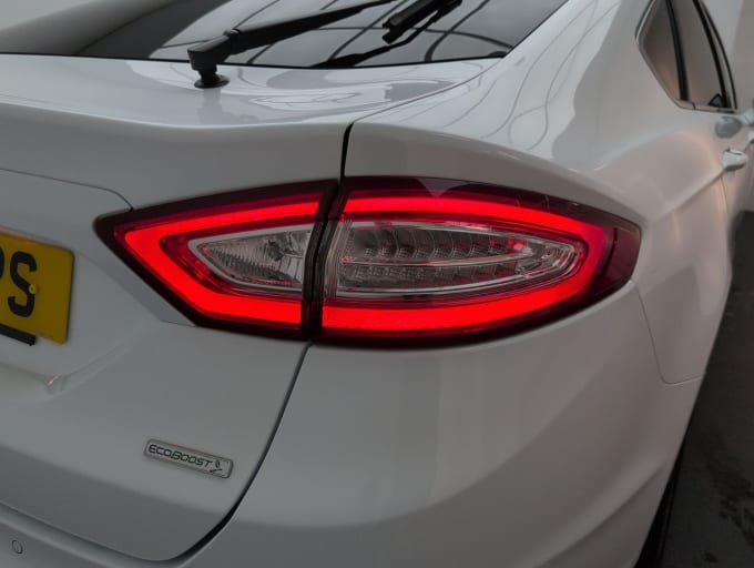 2025 Ford Mondeo