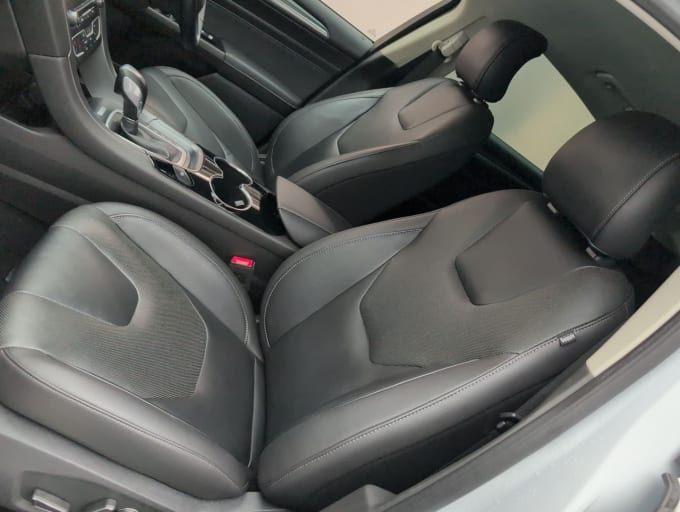 2025 Ford Mondeo
