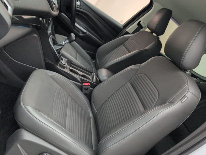 2025 Ford Kuga