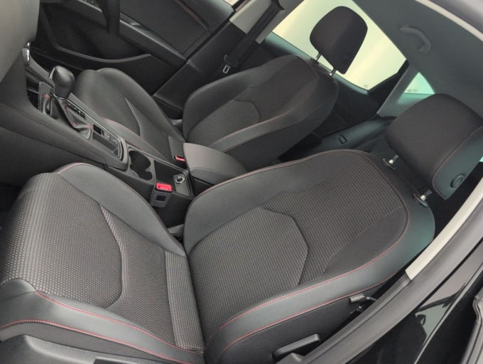 2025 Seat Leon