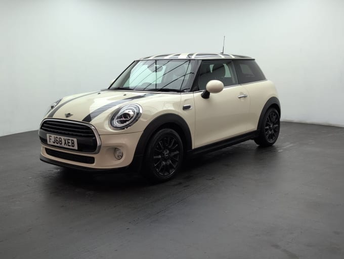 2025 Mini Hatch
