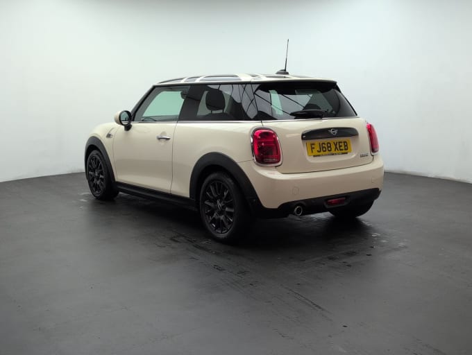 2025 Mini Hatch