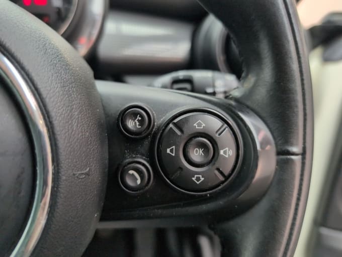 2025 Mini Hatch