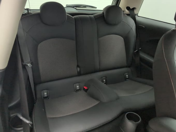 2025 Mini Hatch