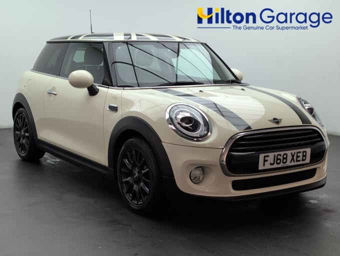 2025 Mini Hatch