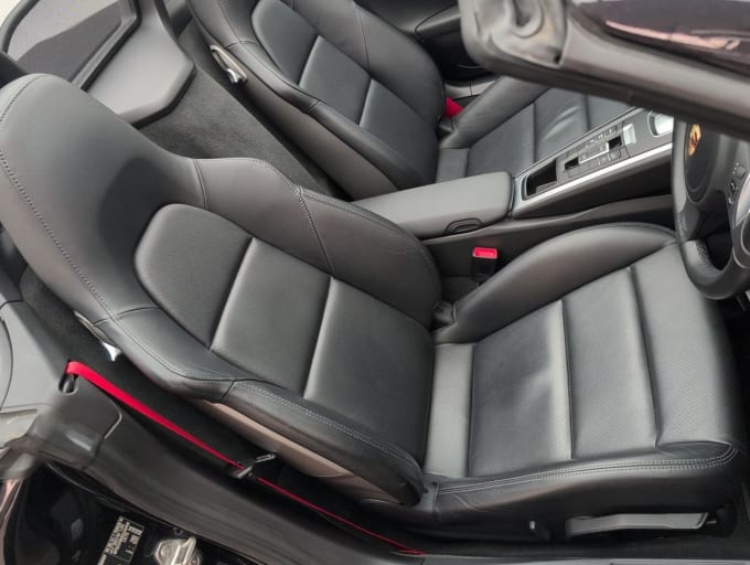 2025 Porsche Boxster