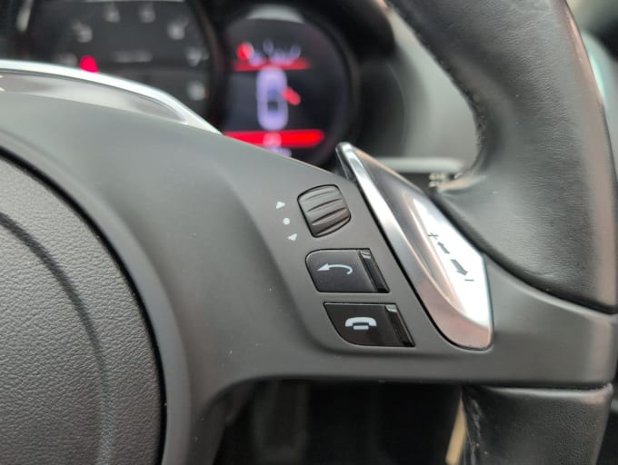 2025 Porsche Boxster