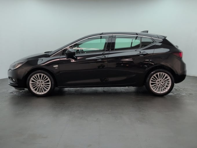 2025 Vauxhall Astra