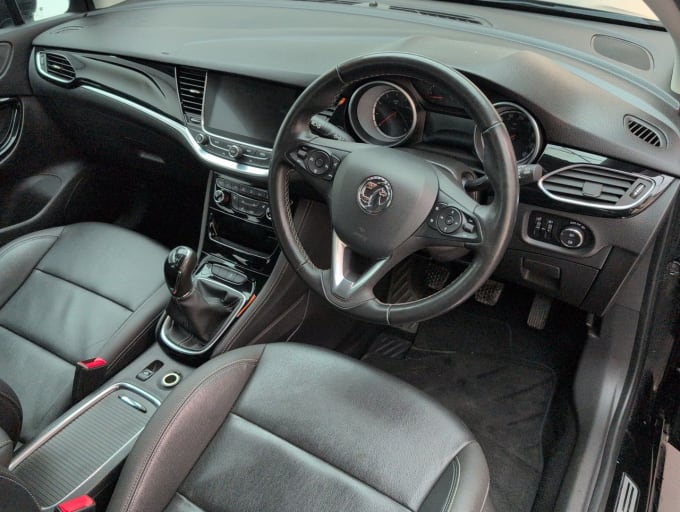 2025 Vauxhall Astra
