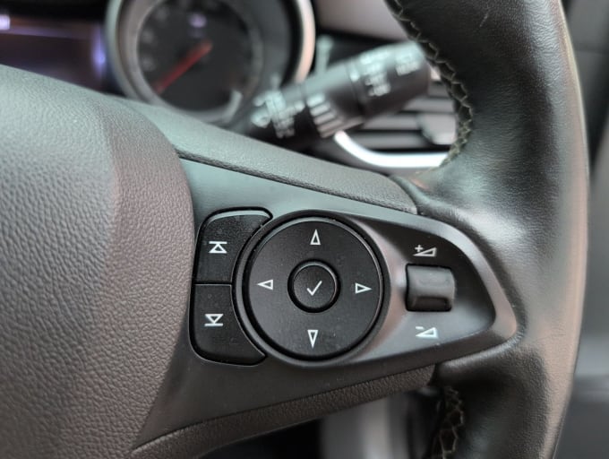 2025 Vauxhall Astra
