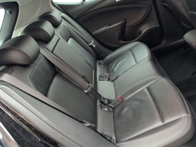 2025 Vauxhall Astra