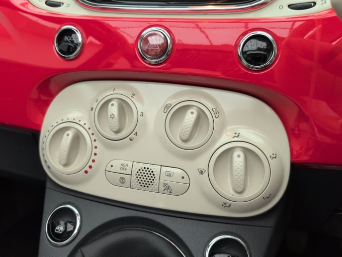 2025 Fiat 500c