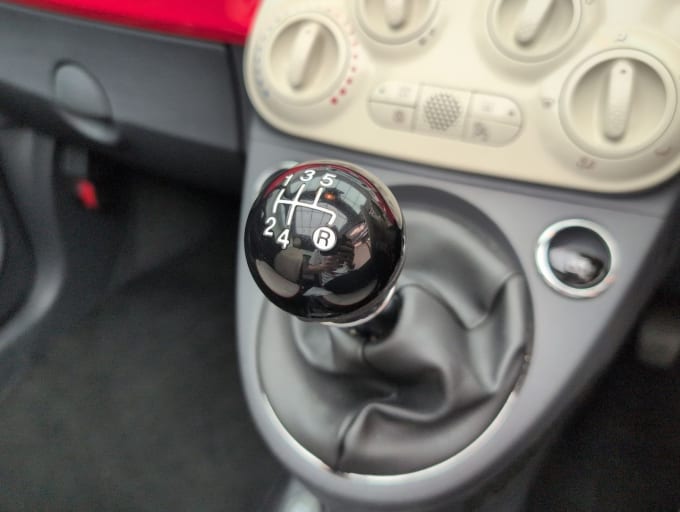 2025 Fiat 500c