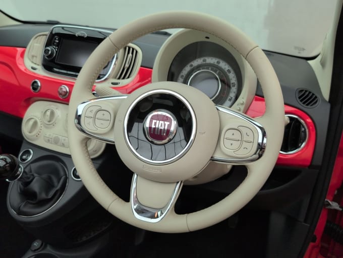 2025 Fiat 500c