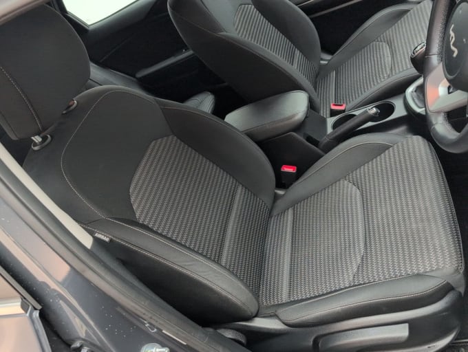 2025 Kia Xceed