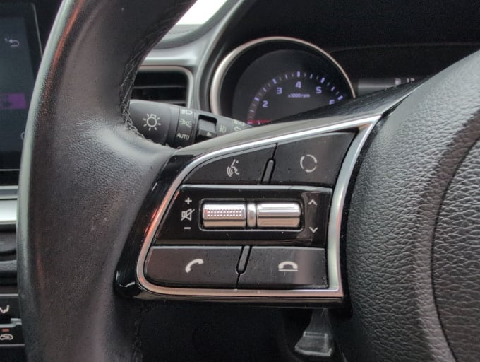 2025 Kia Xceed