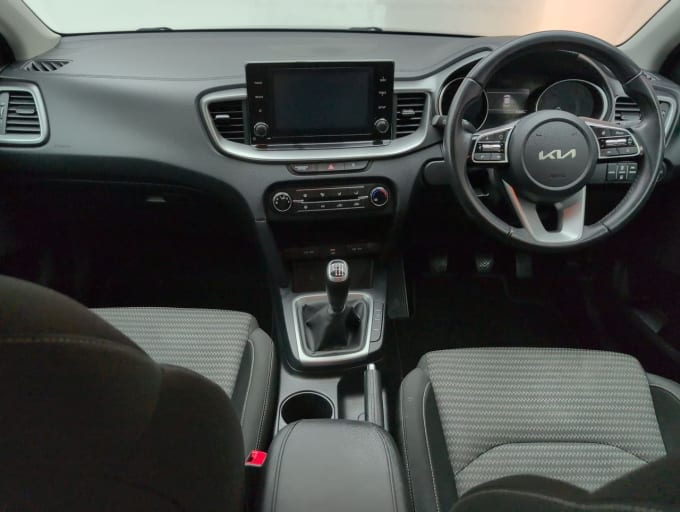 2025 Kia Xceed