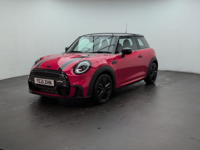 2025 Mini Hatch
