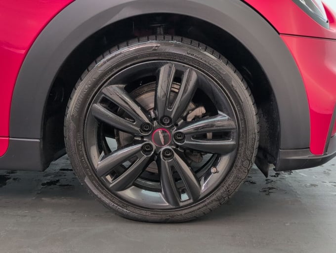2025 Mini Hatch