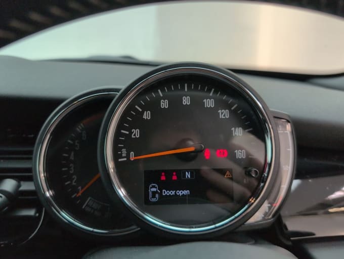 2025 Mini Hatch