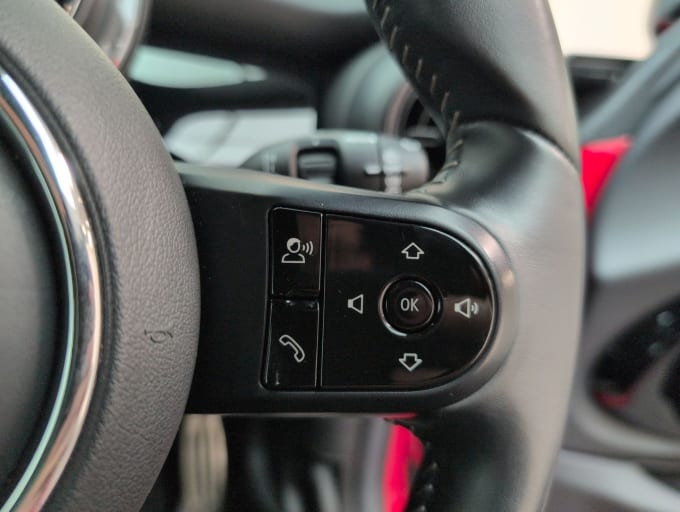 2025 Mini Hatch