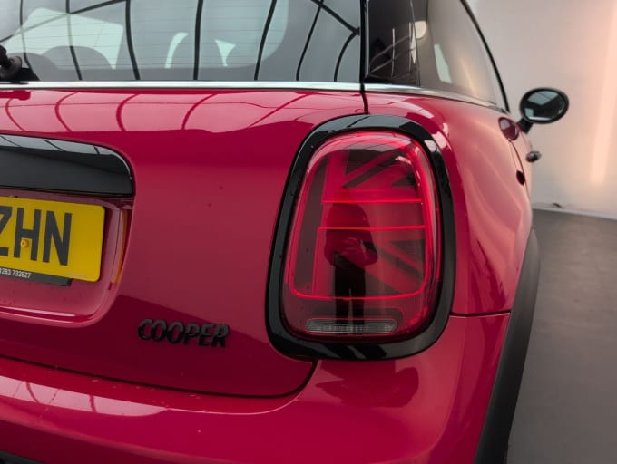 2025 Mini Hatch