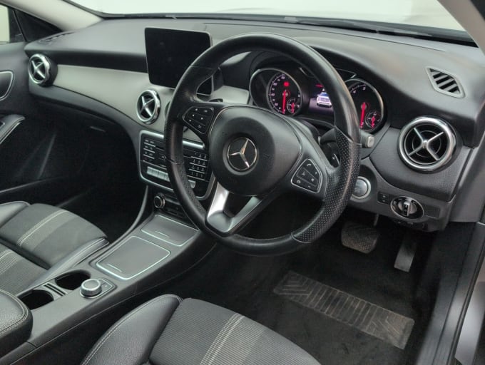 2025 Mercedes-benz Gla-class