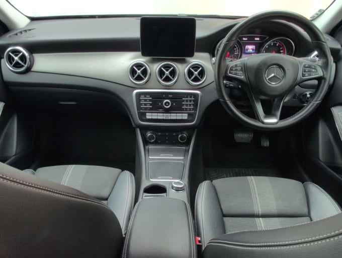 2025 Mercedes-benz Gla-class