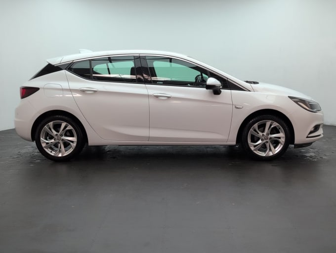 2025 Vauxhall Astra