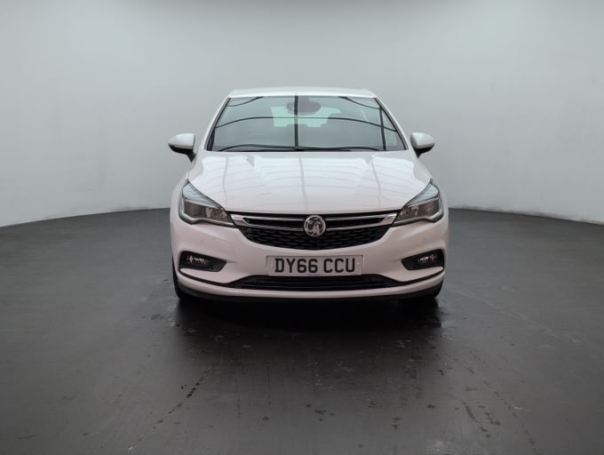2025 Vauxhall Astra