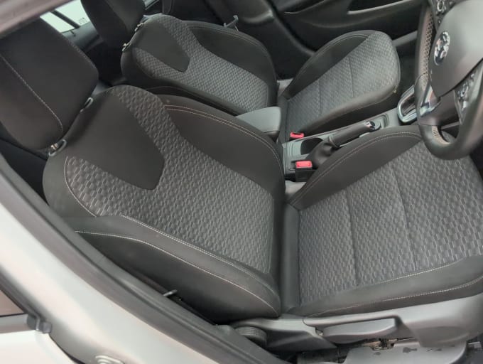 2025 Vauxhall Astra
