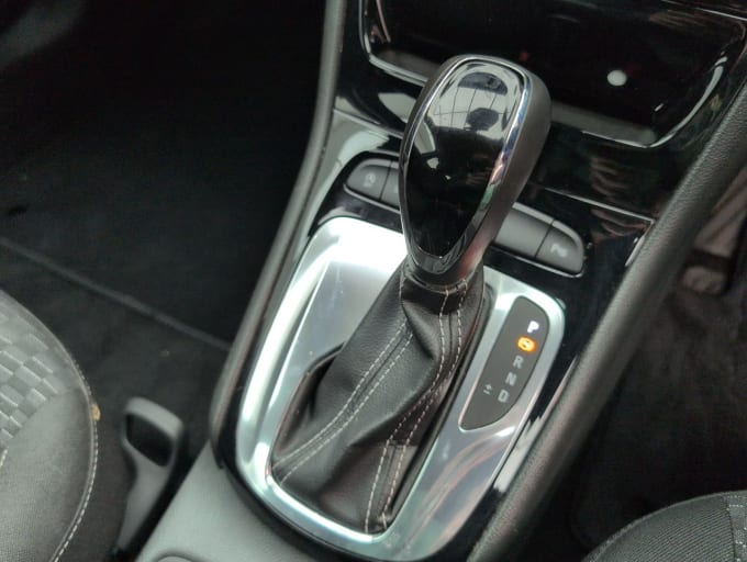 2025 Vauxhall Astra