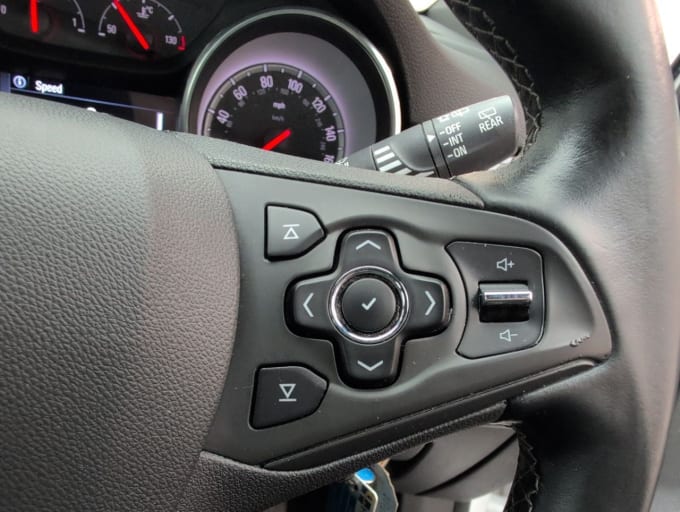 2025 Vauxhall Astra