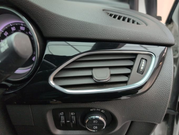 2025 Vauxhall Astra